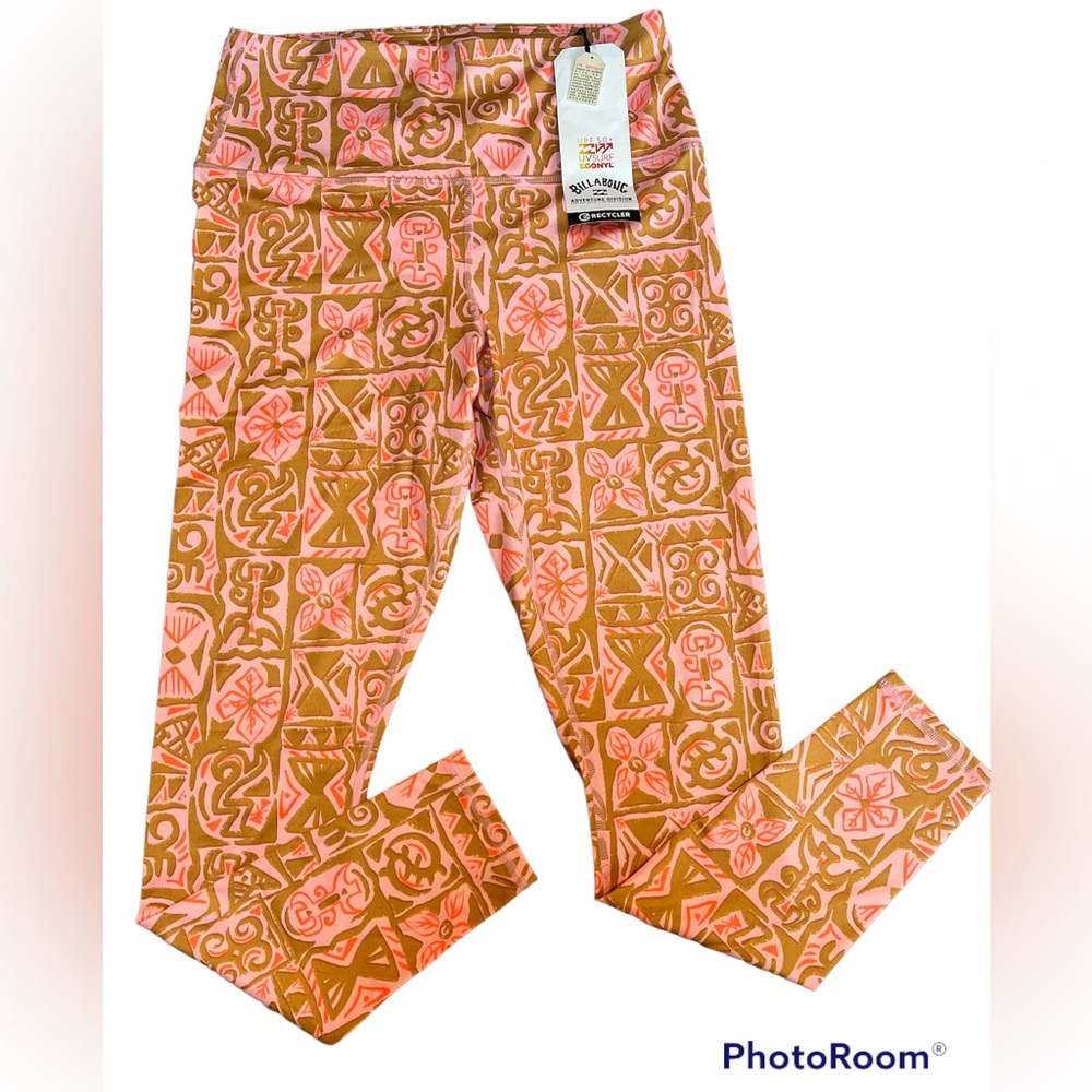 NEW Billabong colorful adventure leggings with UPF 50 protection size Large